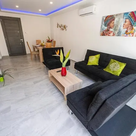 Kato 1br Near Harbour/beach/sea