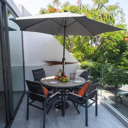 Kato 1br Near Harbour/beach/sea פאפוס