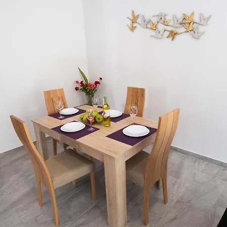 Kato 1br Near Harbour/beach/sea Apartman Paphos